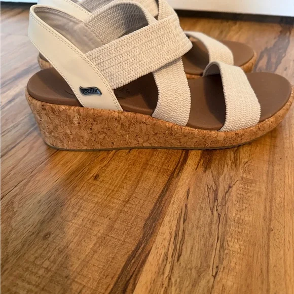 Skechers Women’s Arch Fit Beverlee Love Stays Wedge Sandals 8 Boho Wedge Sandals - Picture 7 of 11